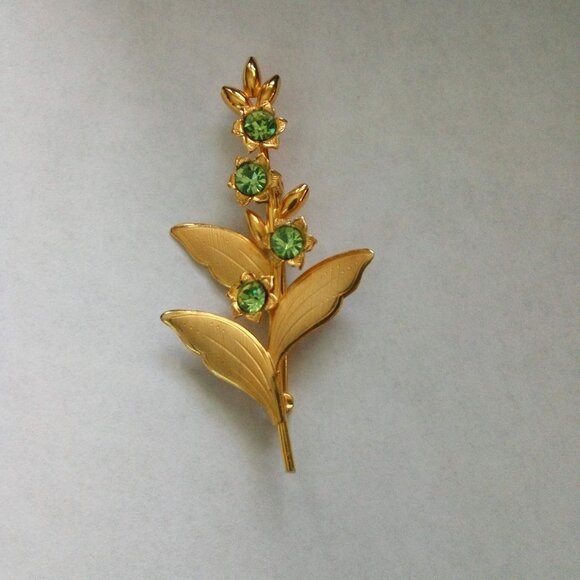 Vintage Bond Boyd GF Goldtone Green Rhinestone Flower Brooch - Picture 1 of 8